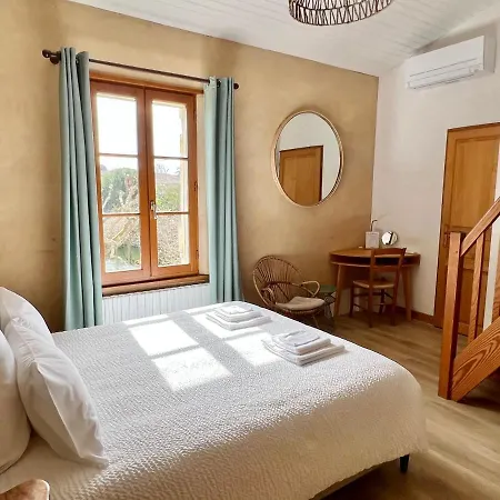 La Gomerie D'hotes Bed & Breakfast 3*